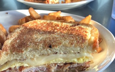 A MONTE CRISTO SANDWICH IN OLYMPIA